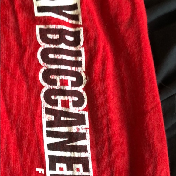 Buccaneers long sleeve - Picture 6 of 6